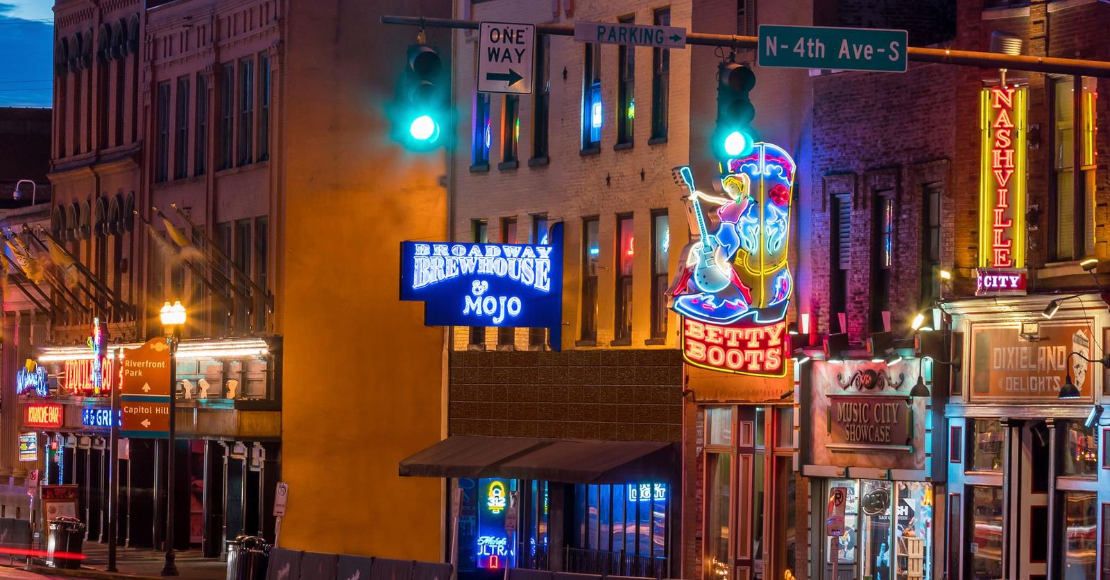 Broadway Brewhouse (Downtown)