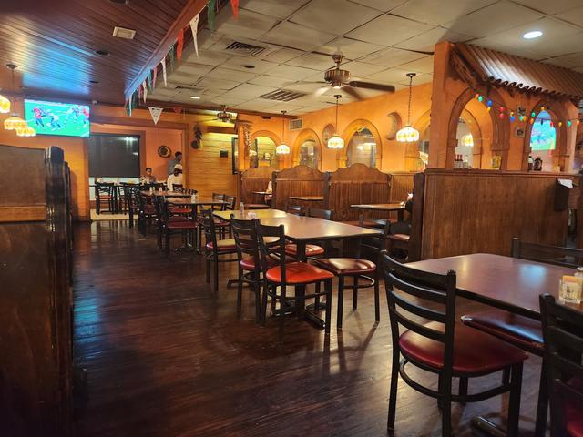 Cinco de Mayo Mexican Restaurant (White Bridge) in West Nashville
