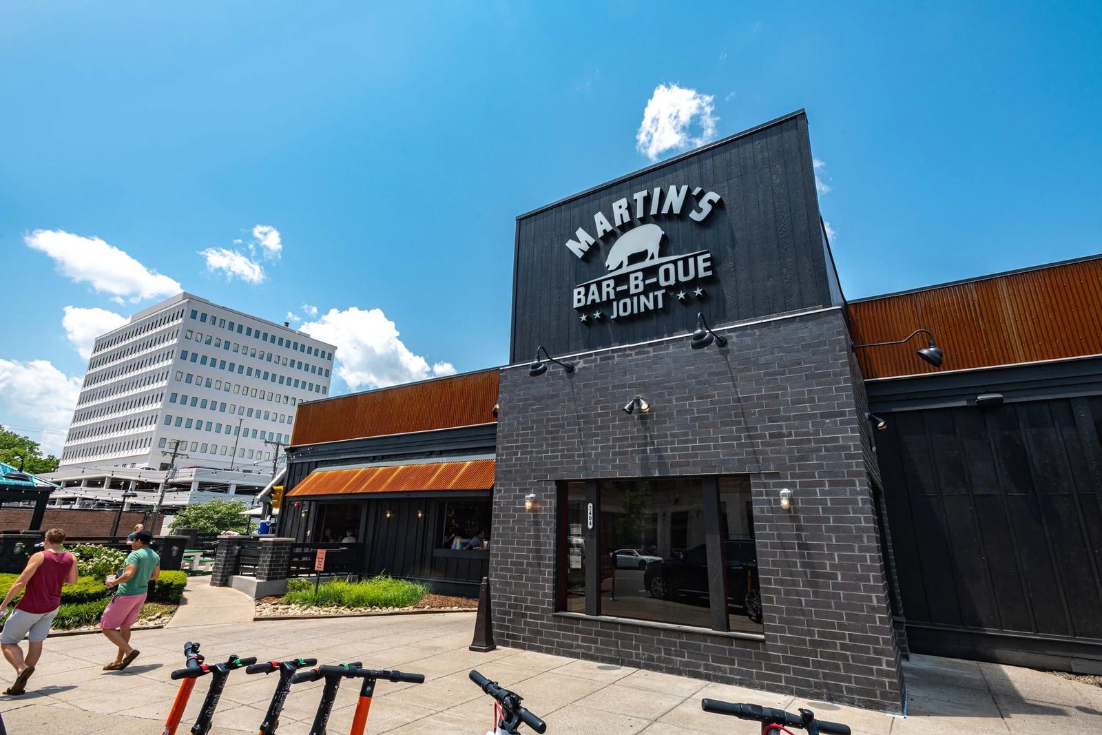 Martin's Bar-B-Que Joint (Midtown)