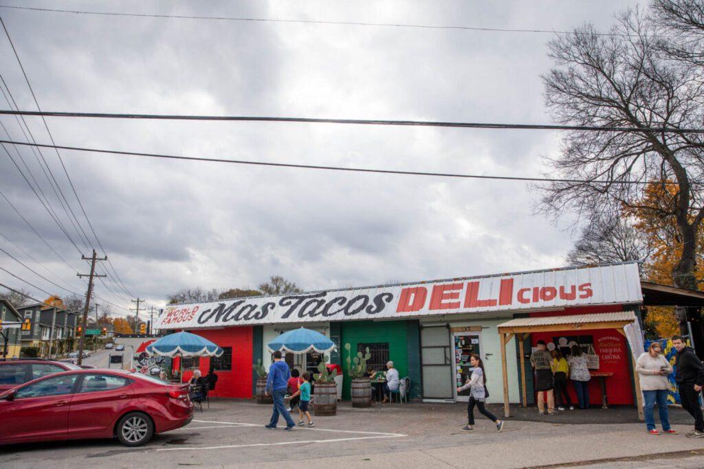Mas Tacos Por Favor — photo 2