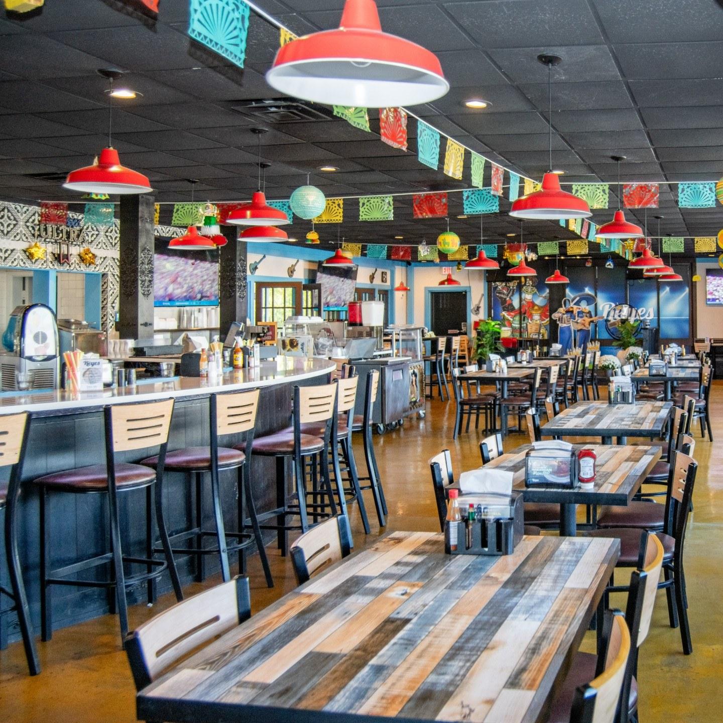 Reyes Mexican Grill (Dickerson Pike)